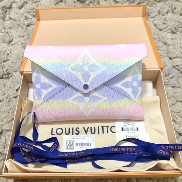 Louis Vuitton Handbags - 💯🆕LOUIS VUITTON KIRIGAMI ESCALE LARGE POUCH